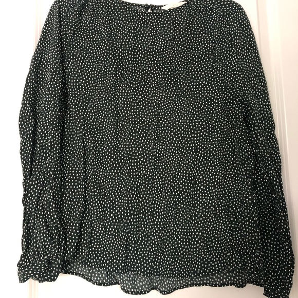H&M Tops - EUC H&M Green Polka Dot Blouse (12) 👚
